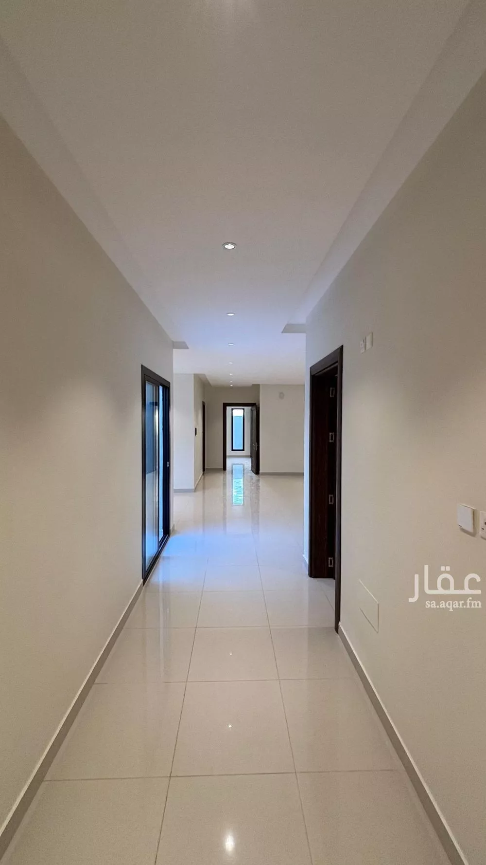 شقة 5 غرف في الدفاع 7