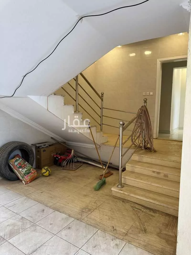 عمارة 352 م² في طيبة 21