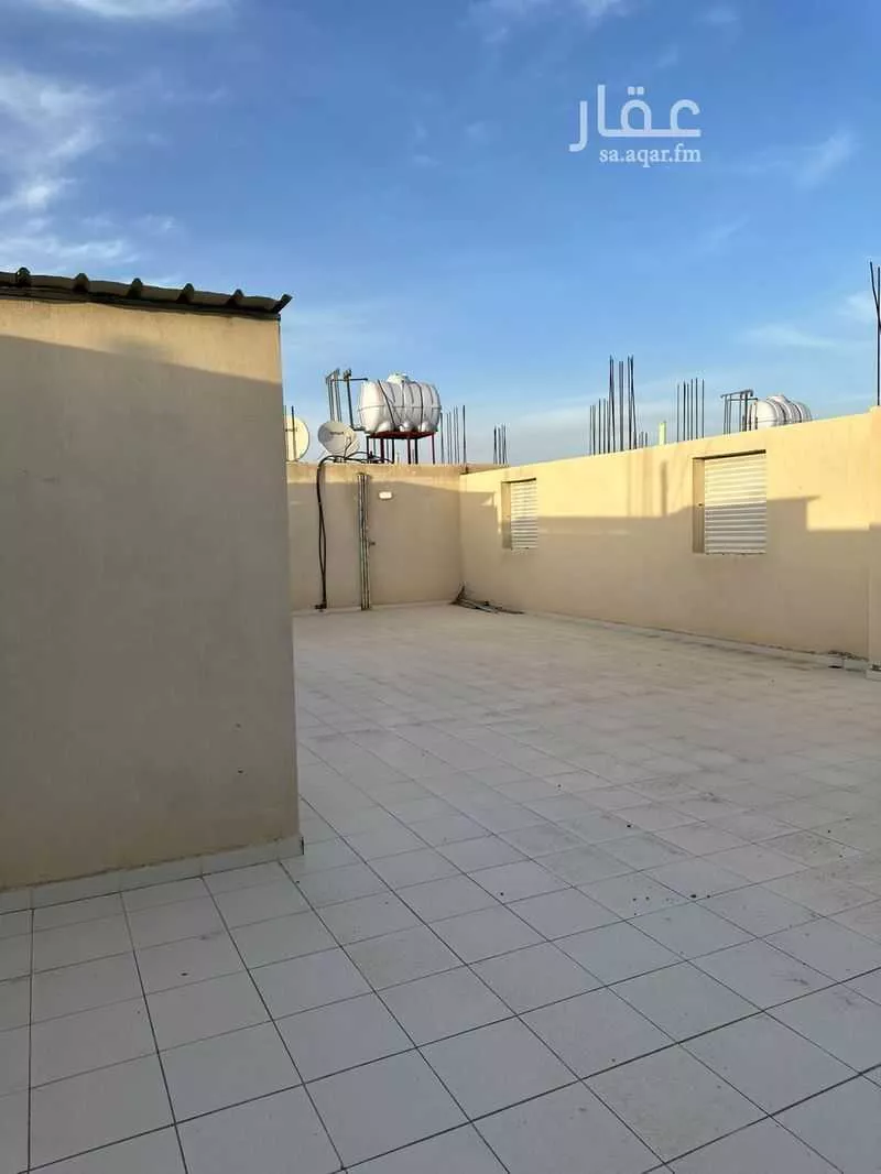 عمارة 352 م² في طيبة 27