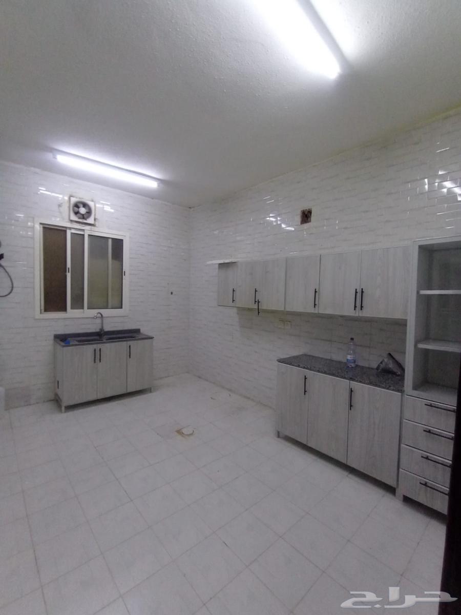 فيلا 5 غرف في المونسية 7