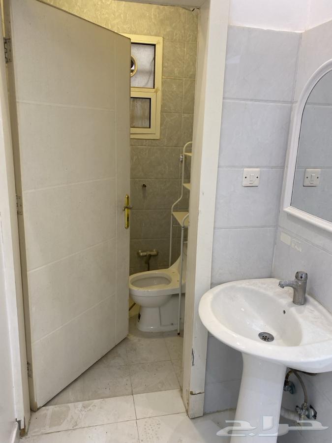 شقة 3 غرف في الرمال 11