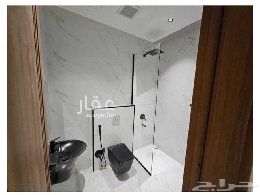 شقة 3 غرف في الرمال 10