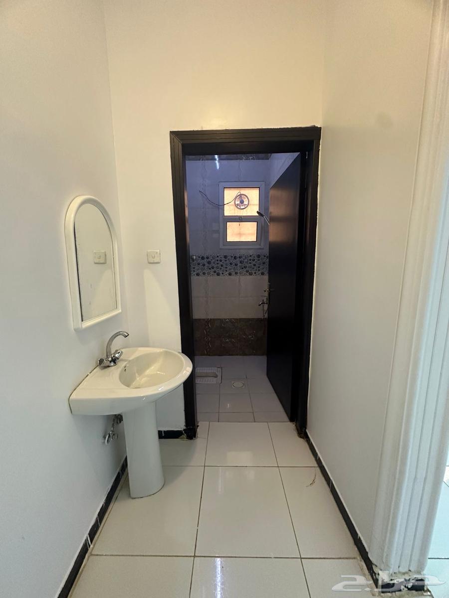 شقة 5 غرف في طويق 12