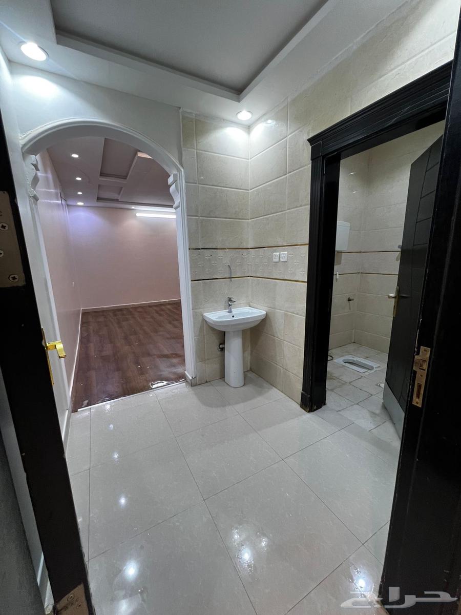 شقة 5 غرف في طويق 9