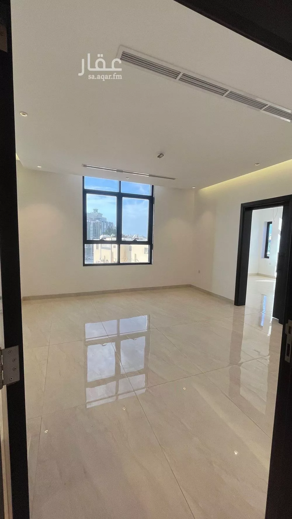 شقة 5 غرف في الصفا 7