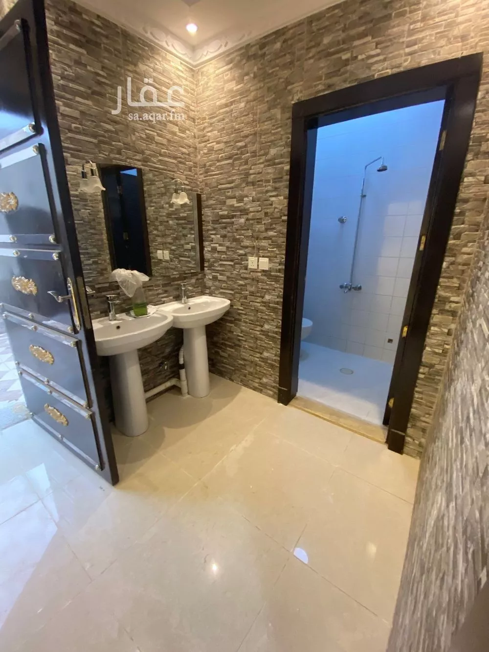 4 bedroom floor in Al Munsiyah 17