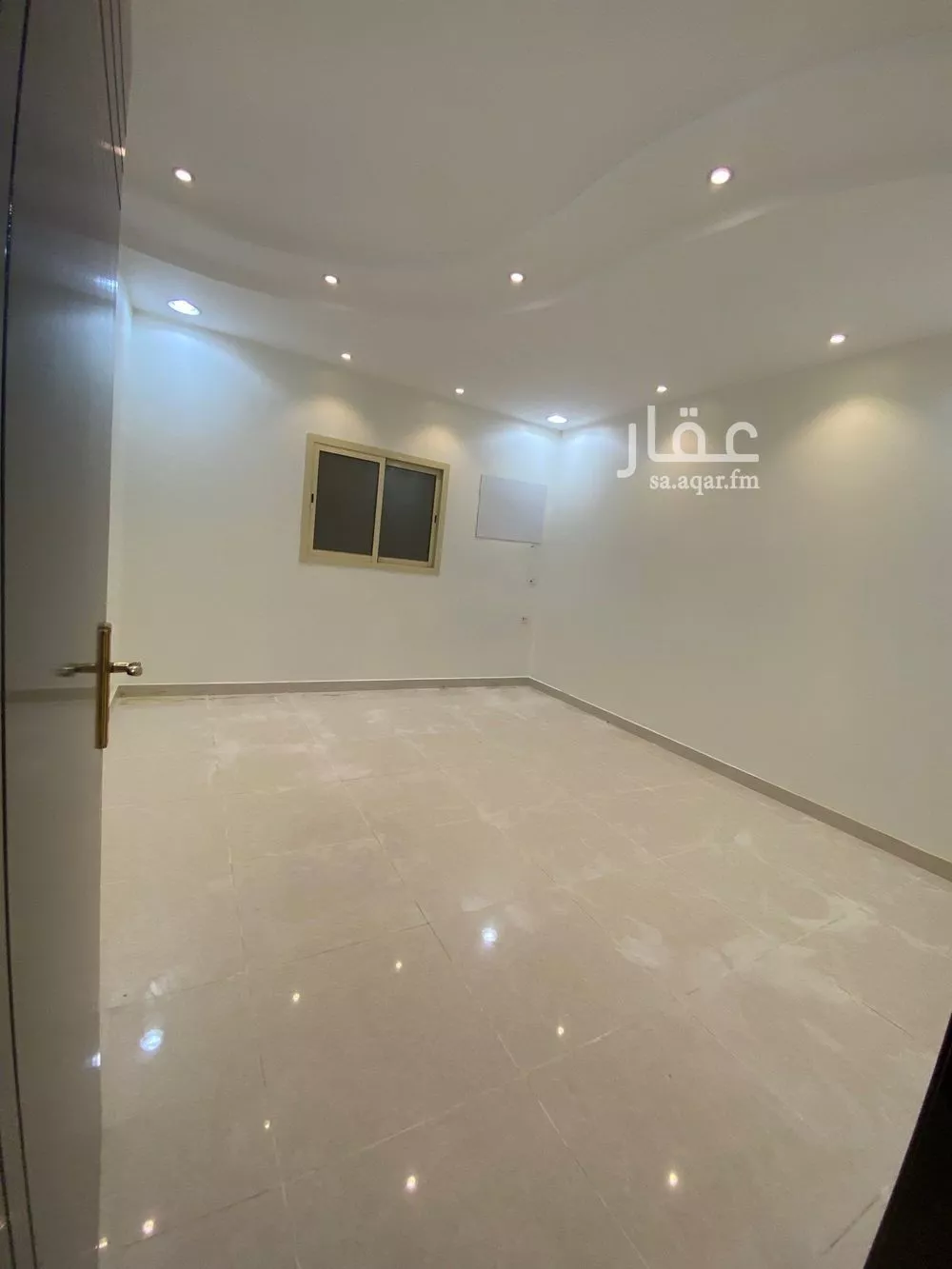 4 bedroom floor in Al Munsiyah 4