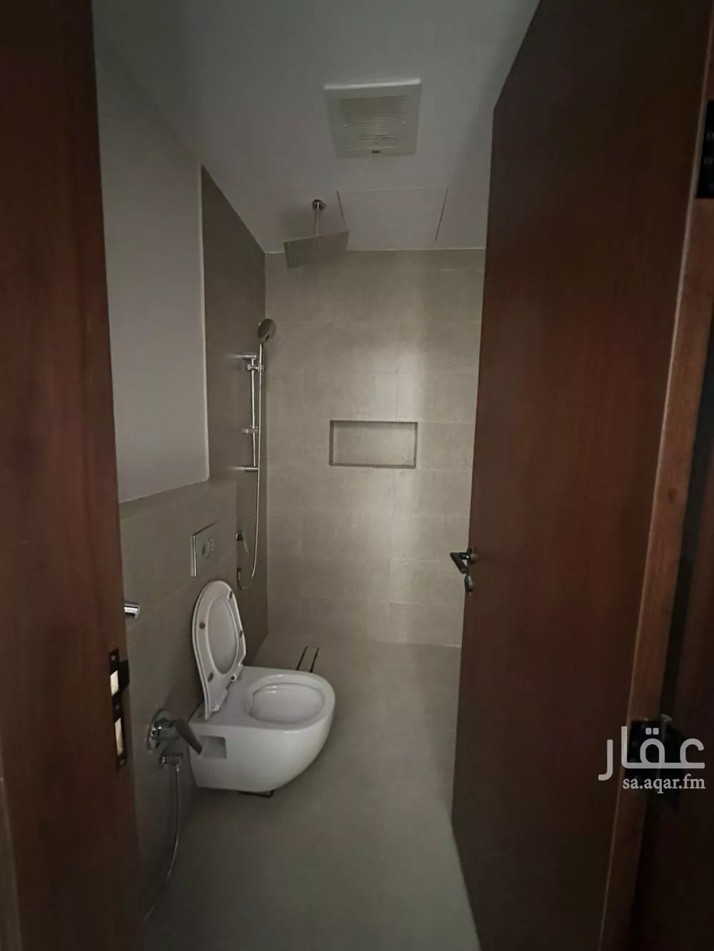 4 bedroom floor in Al Yasmin 8