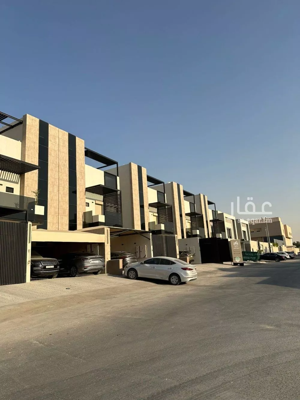 4 bedroom floor in Al Yasmin 9