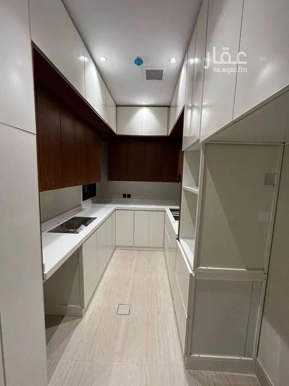 3 bedroom apartment in Al Rimal 12