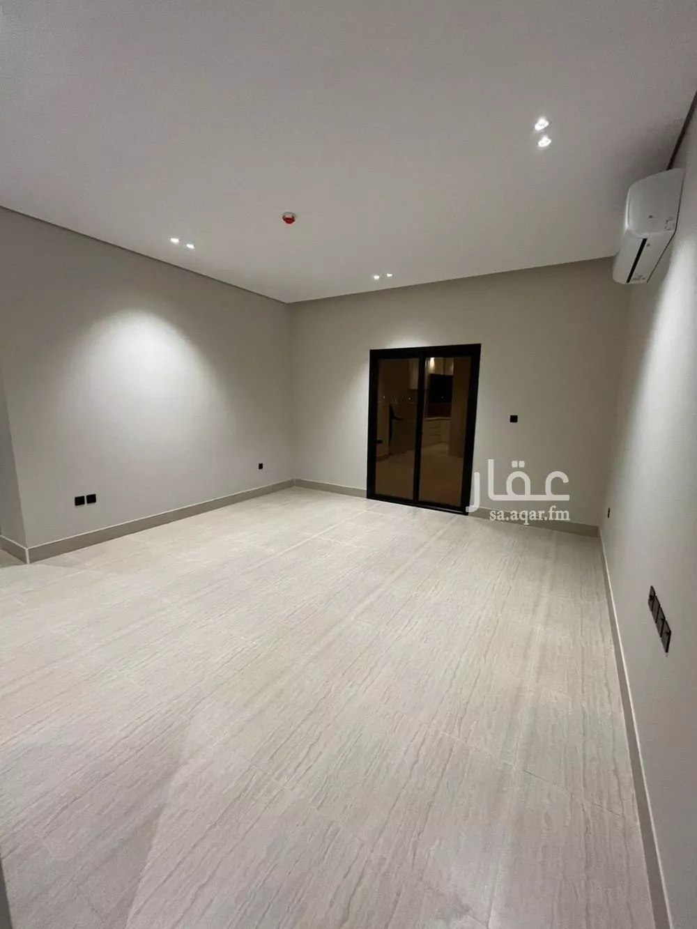 3 bedroom apartment in Al Rimal 4