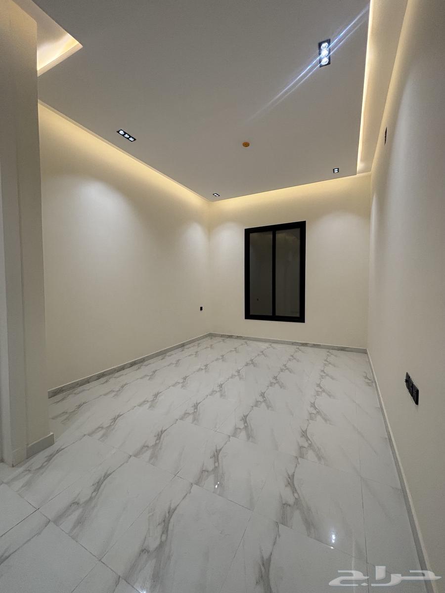 شقة 3 غرف في الزهرة 4