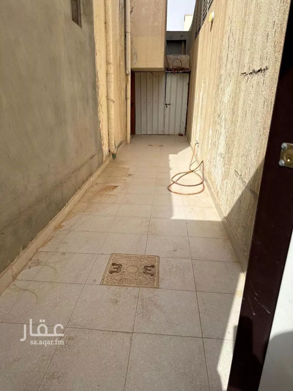 4 bedroom floor in Al Jazirah 2
