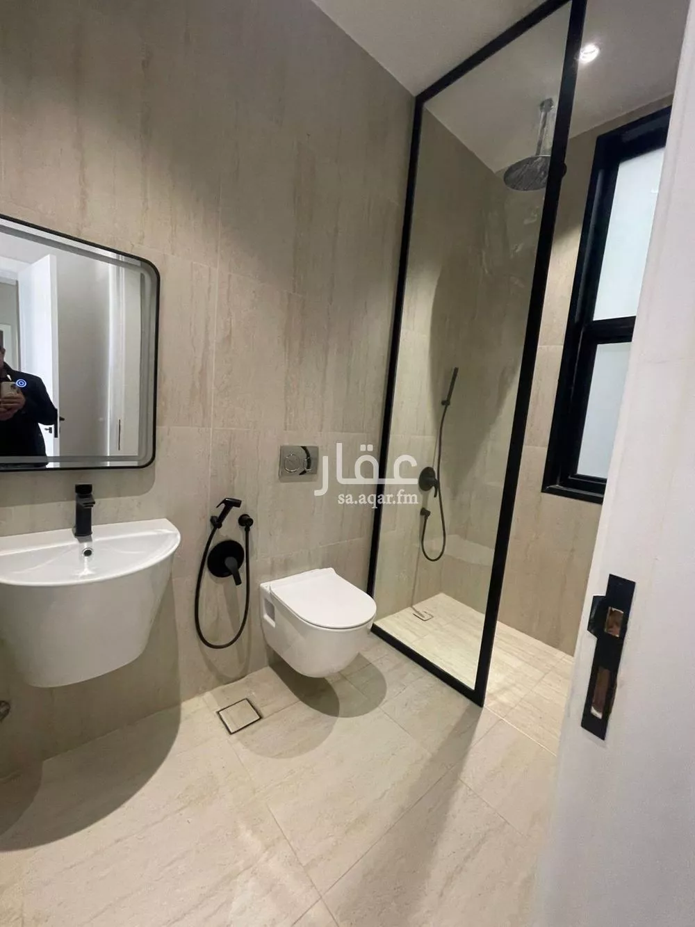 شقة 4 غرف في الرمال 8