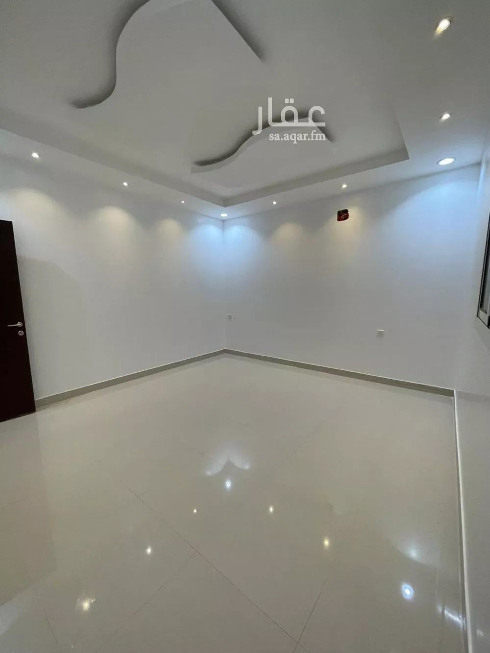 شقة 3 غرف في النرجس 15