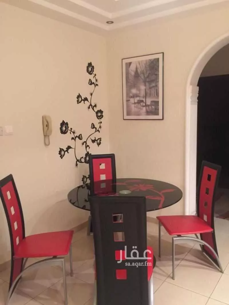 شقة 5 غرف في العزيزية 12