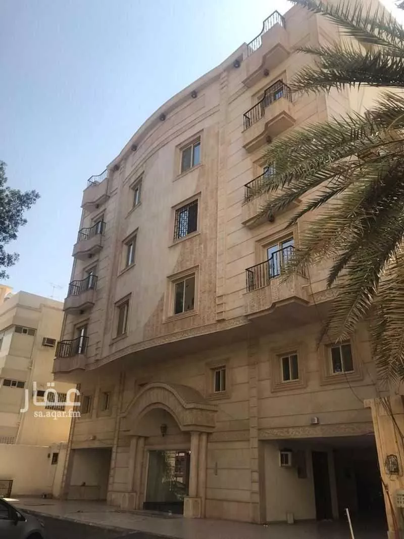 شقة 5 غرف في العزيزية 3