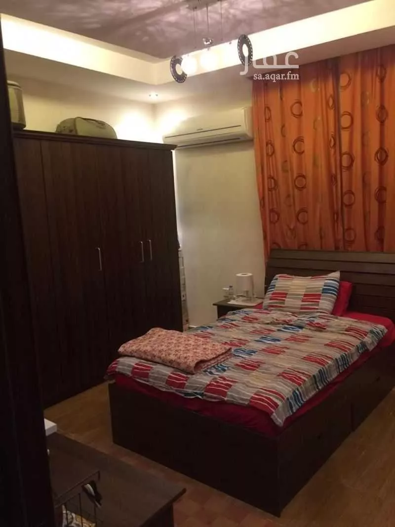 شقة 5 غرف في العزيزية 10