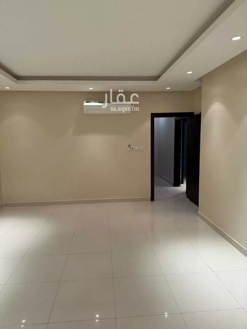 4 bedroom floor in Al Wadi 2