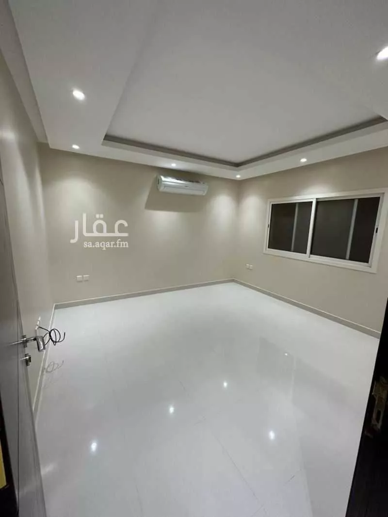 4 bedroom floor in Al Wadi 4