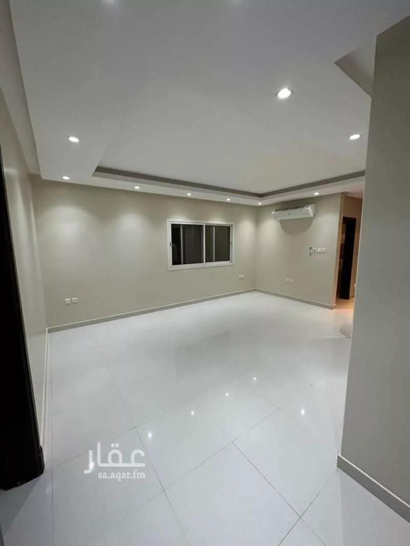 4 bedroom floor in Al Wadi 8