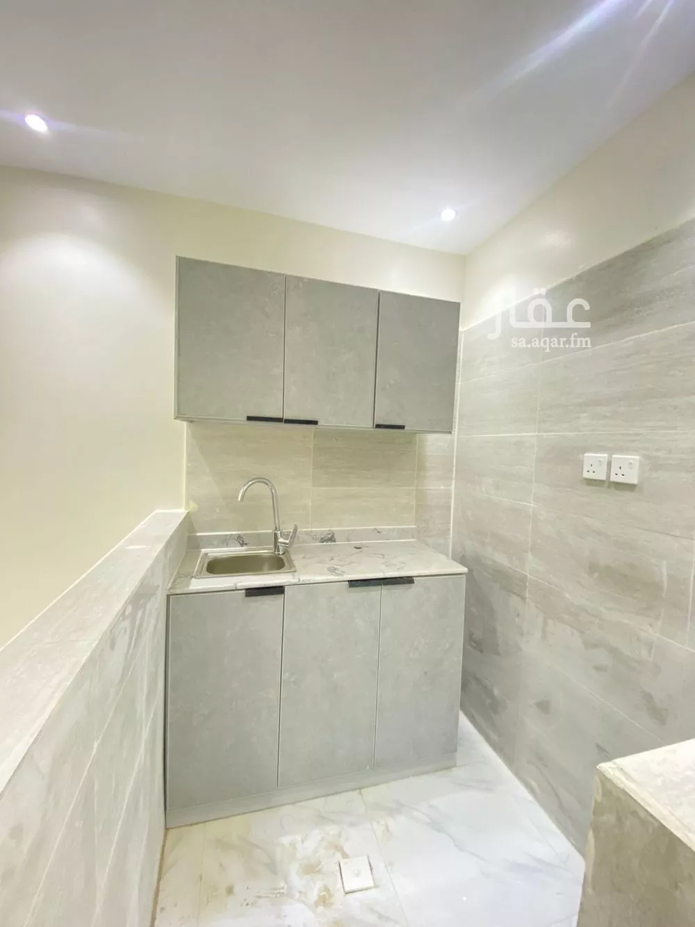 شقة 2 غرف في السويدي الغربي 8