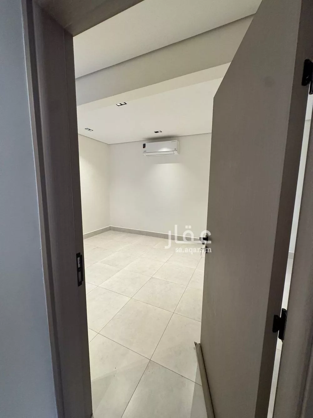 شقة 2 غرف في ام الحمام الشرقي 4