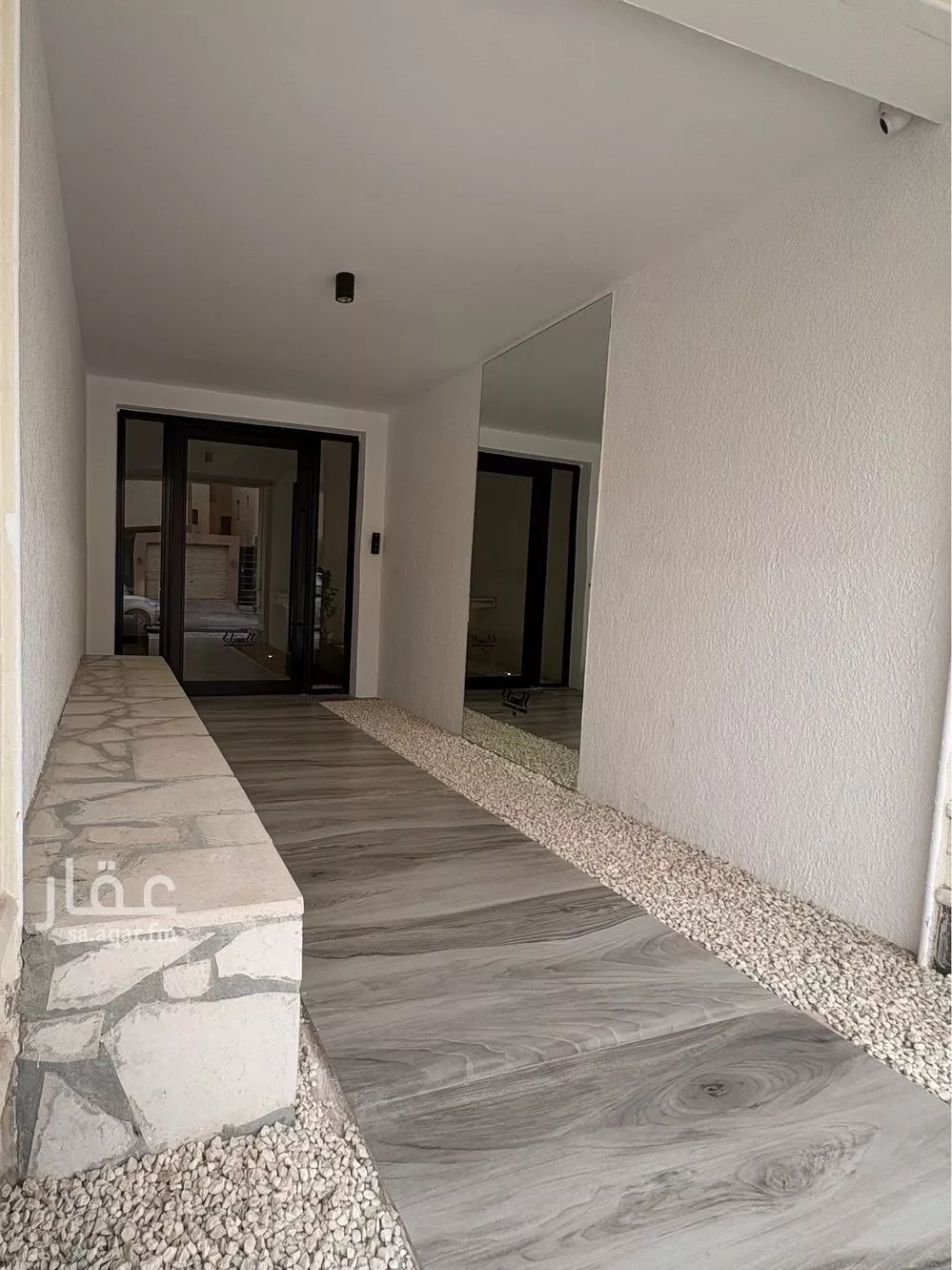 شقة 1 غرف في الملقا 2