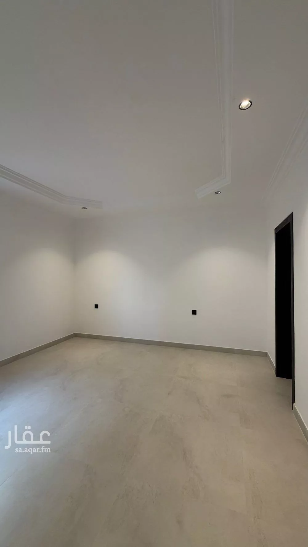 شقة 1 غرف في الملقا 15