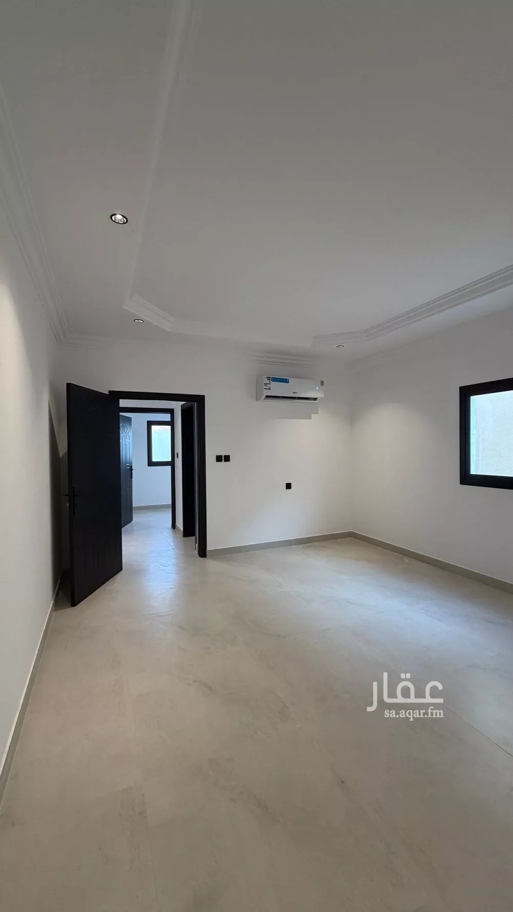 شقة 1 غرف في الملقا 16