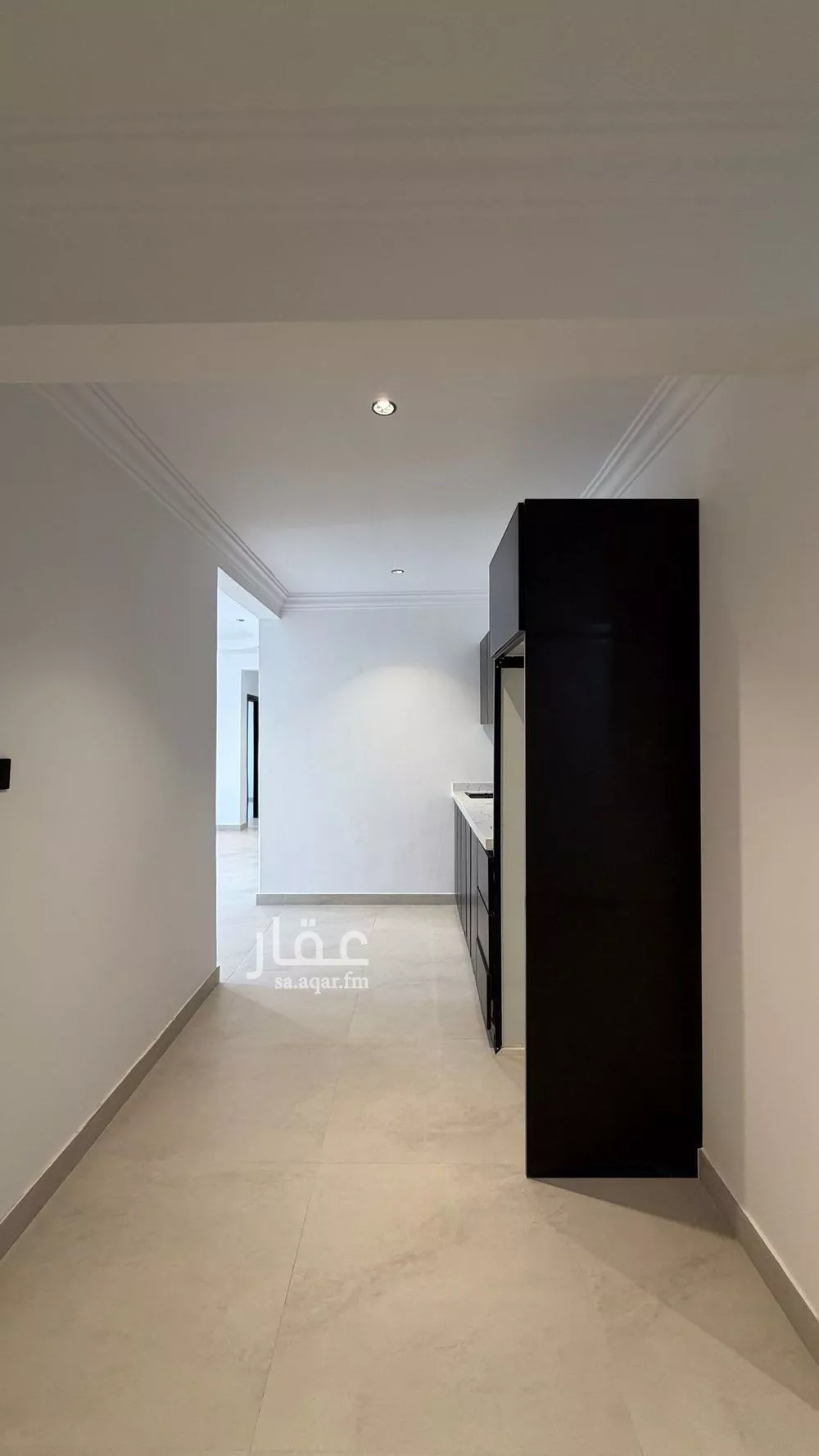 شقة 1 غرف في الملقا 10