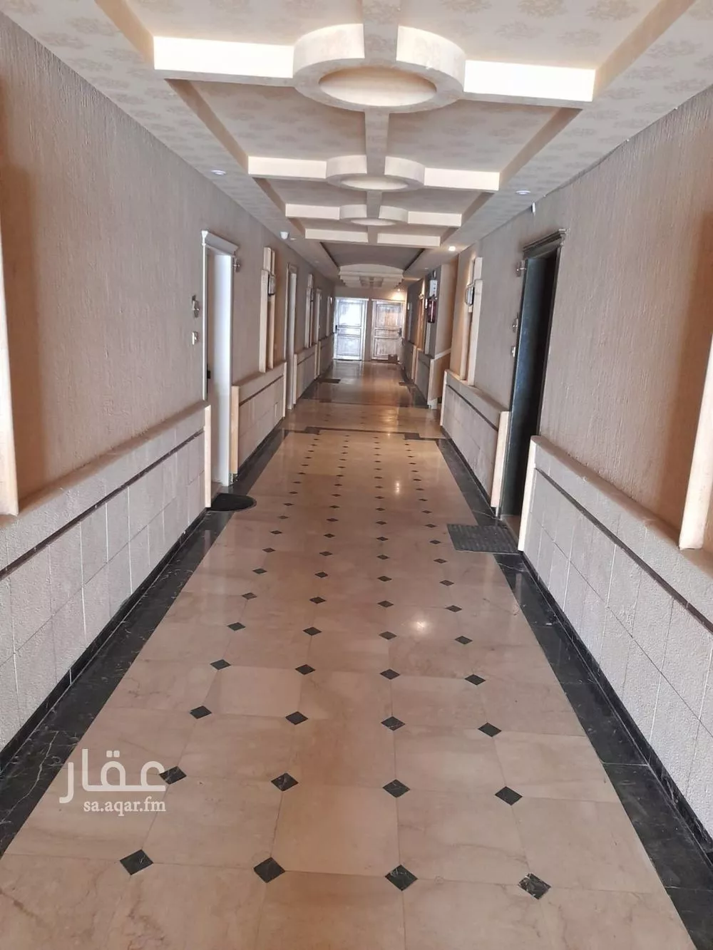 شقة 3 غرف في النخيل 2