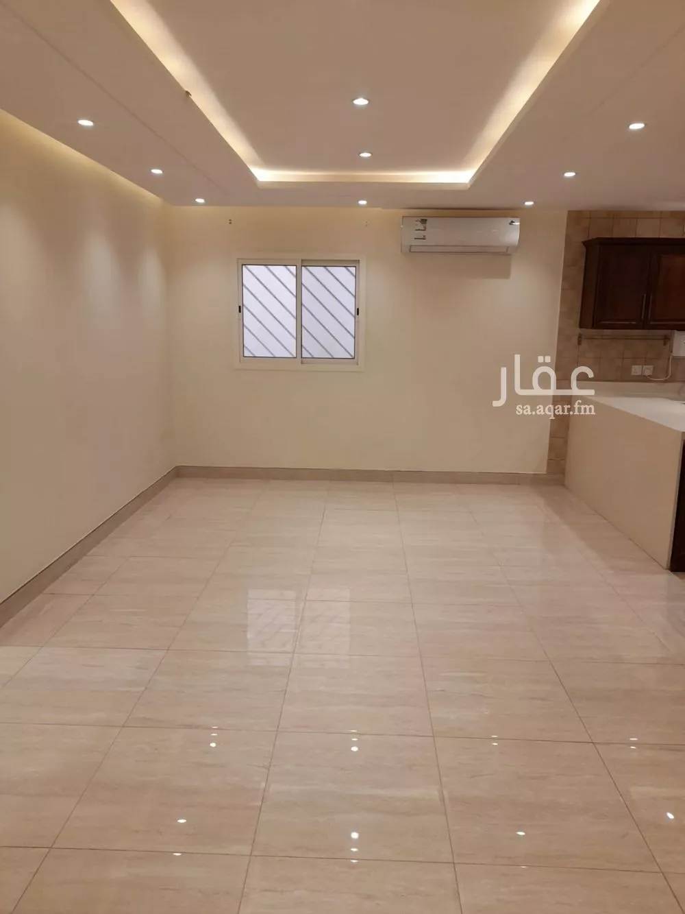 شقة 3 غرف في النخيل 4