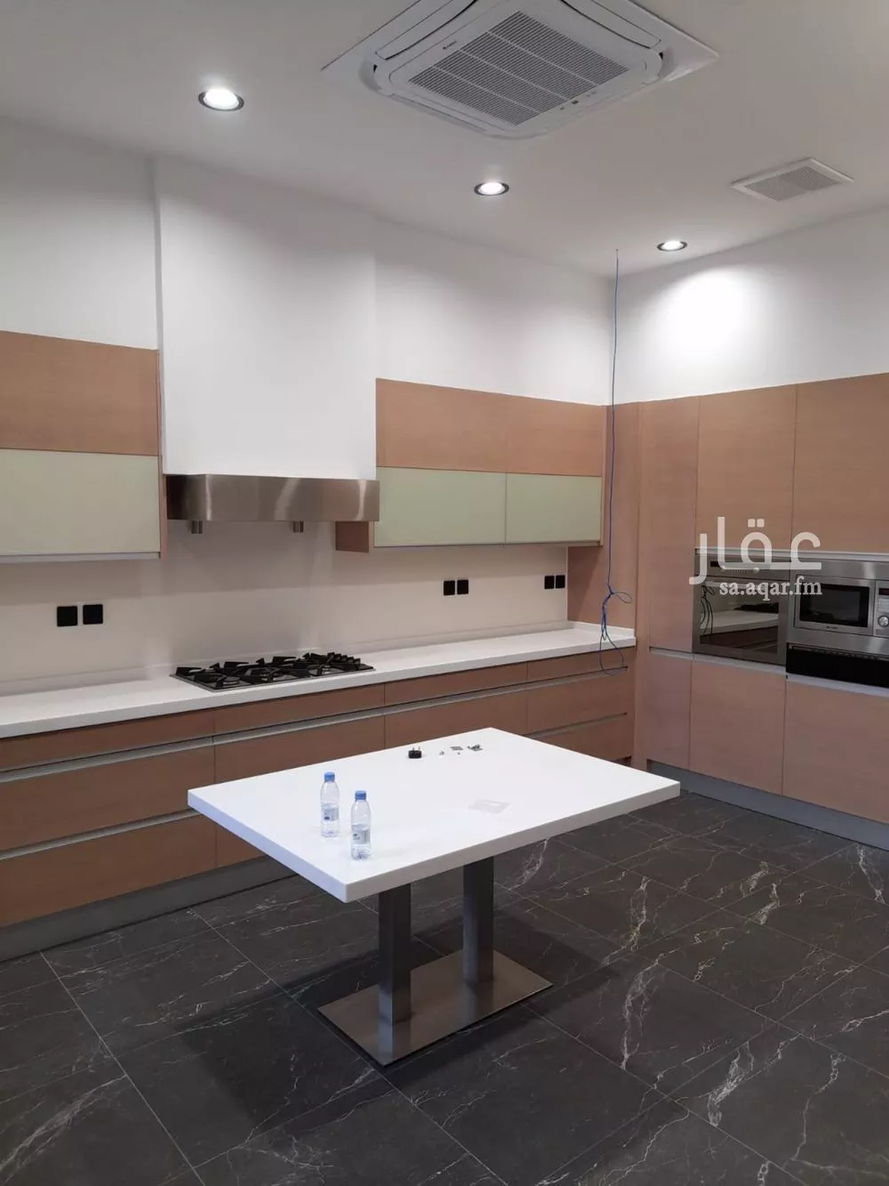 فيلا 4 غرف في الصحافة 12