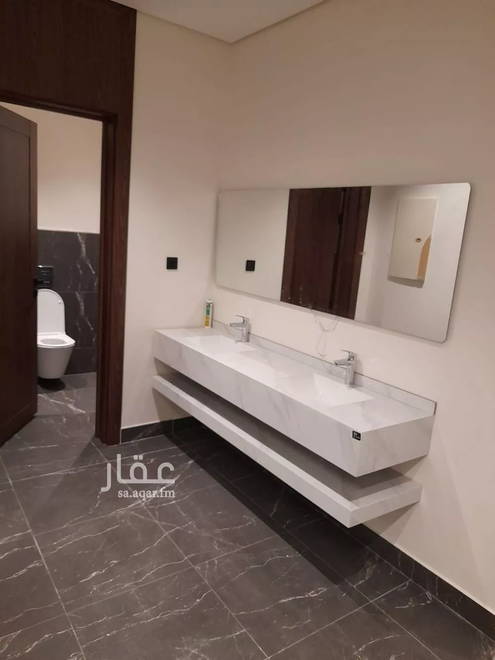 فيلا 4 غرف في الصحافة 14