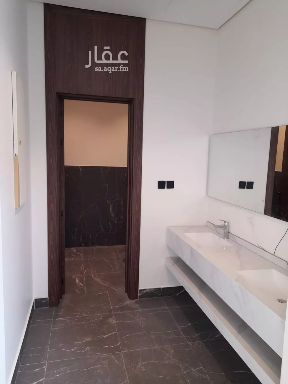 فيلا 4 غرف في الصحافة 18