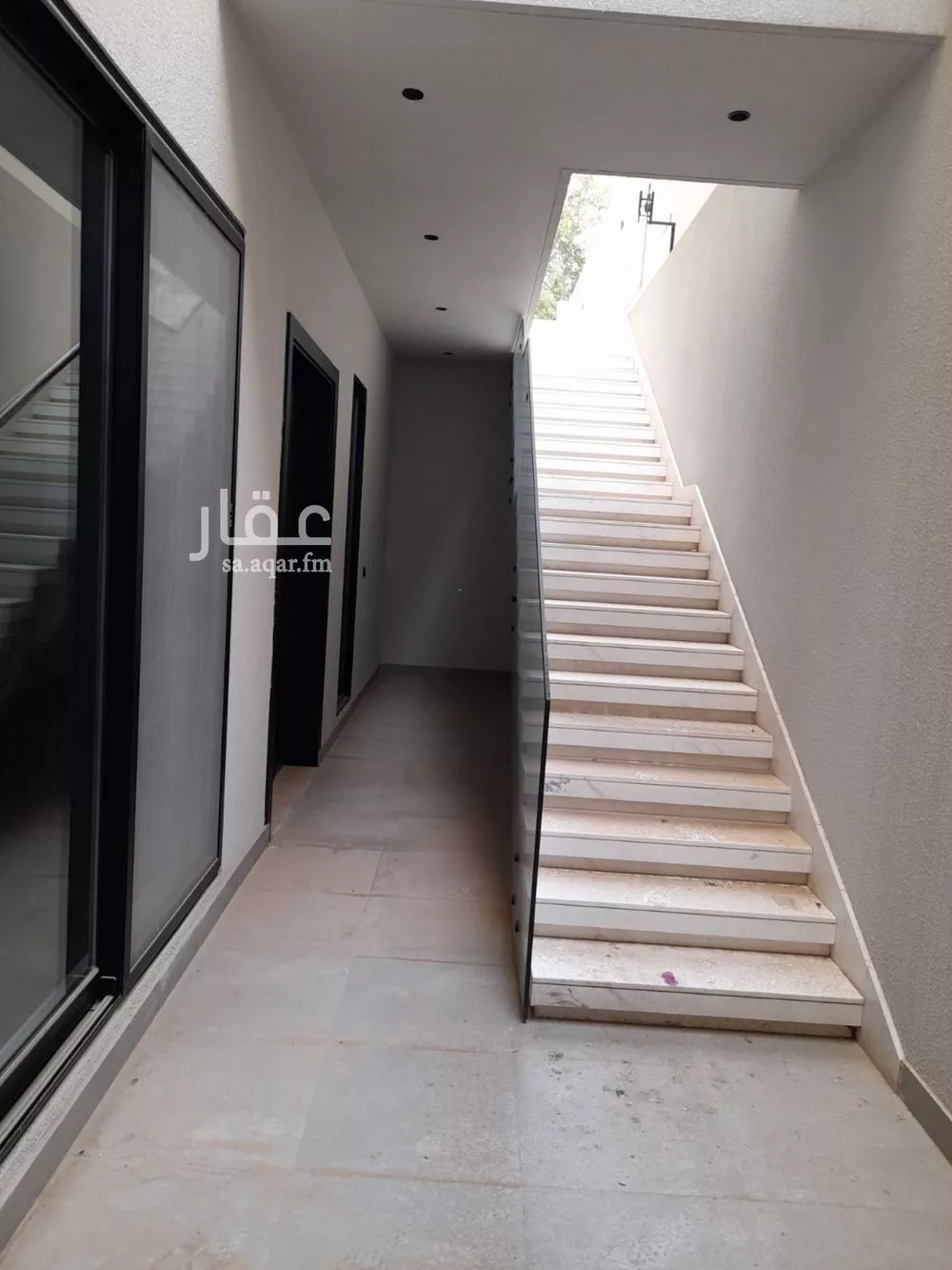 فيلا 4 غرف في الصحافة 9