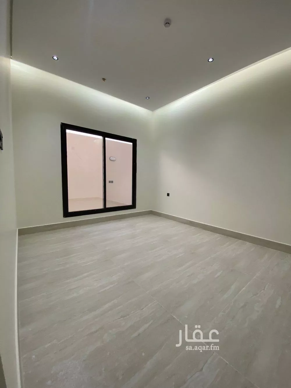 4 bedroom apartment in Dhahrat Laban 11
