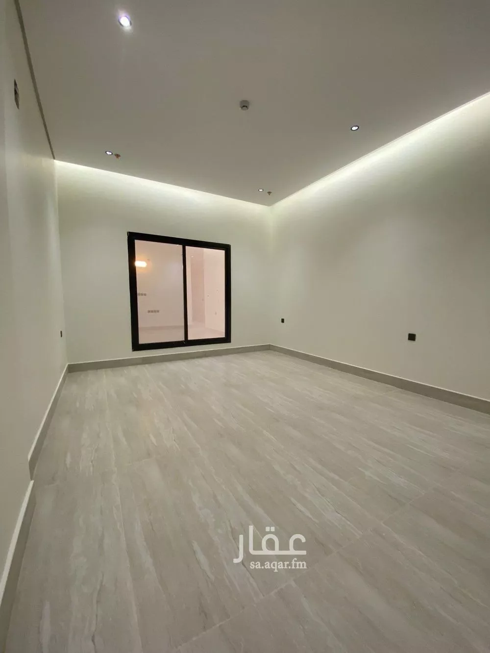 4 bedroom apartment in Dhahrat Laban 8