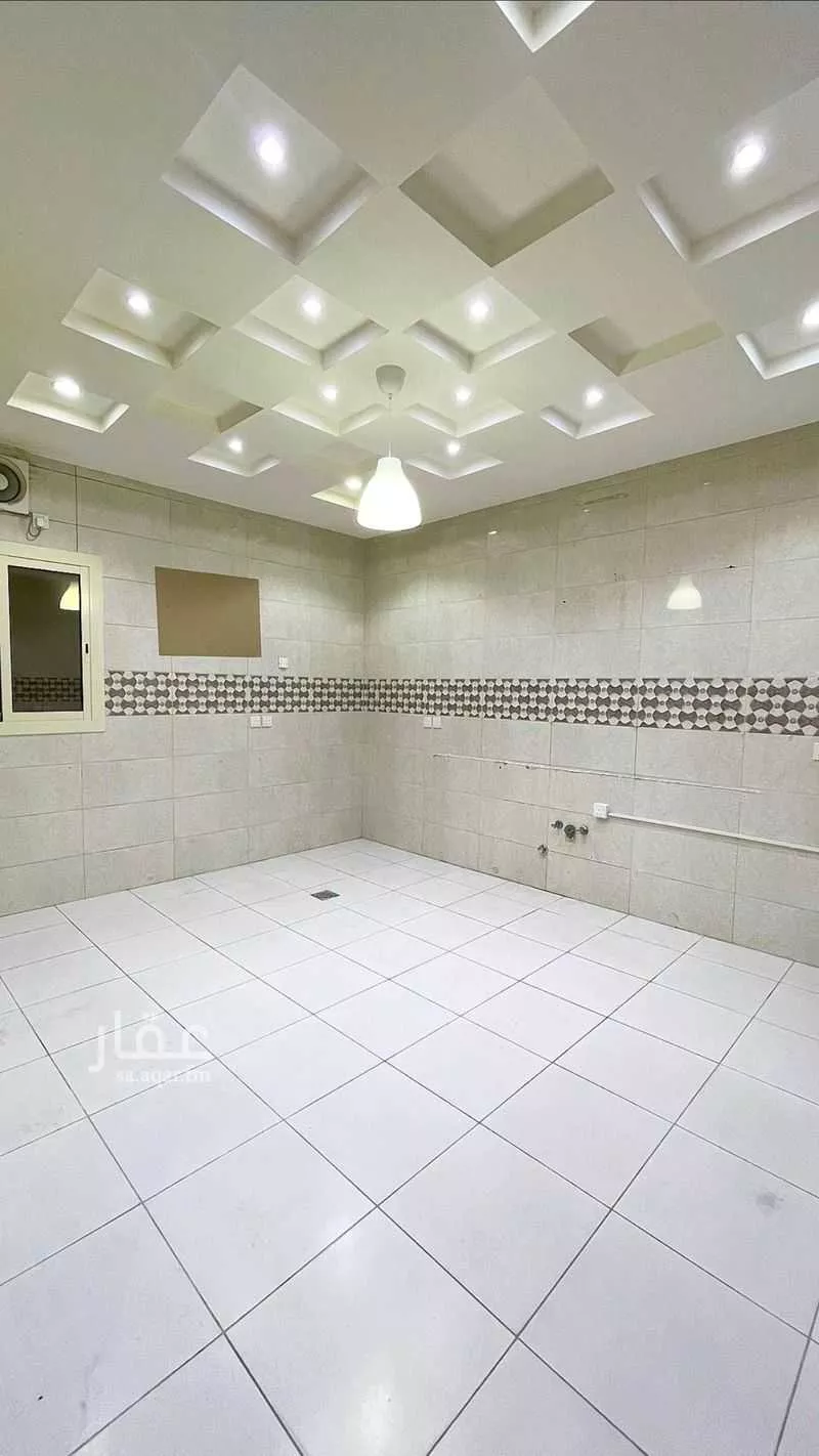 شقة 5 غرف في الريان 8