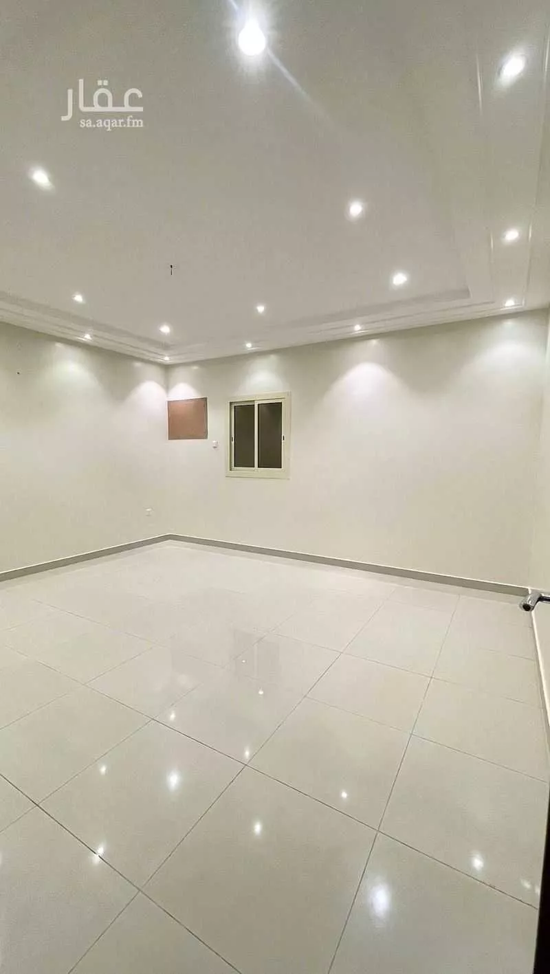 شقة 5 غرف في الريان 9