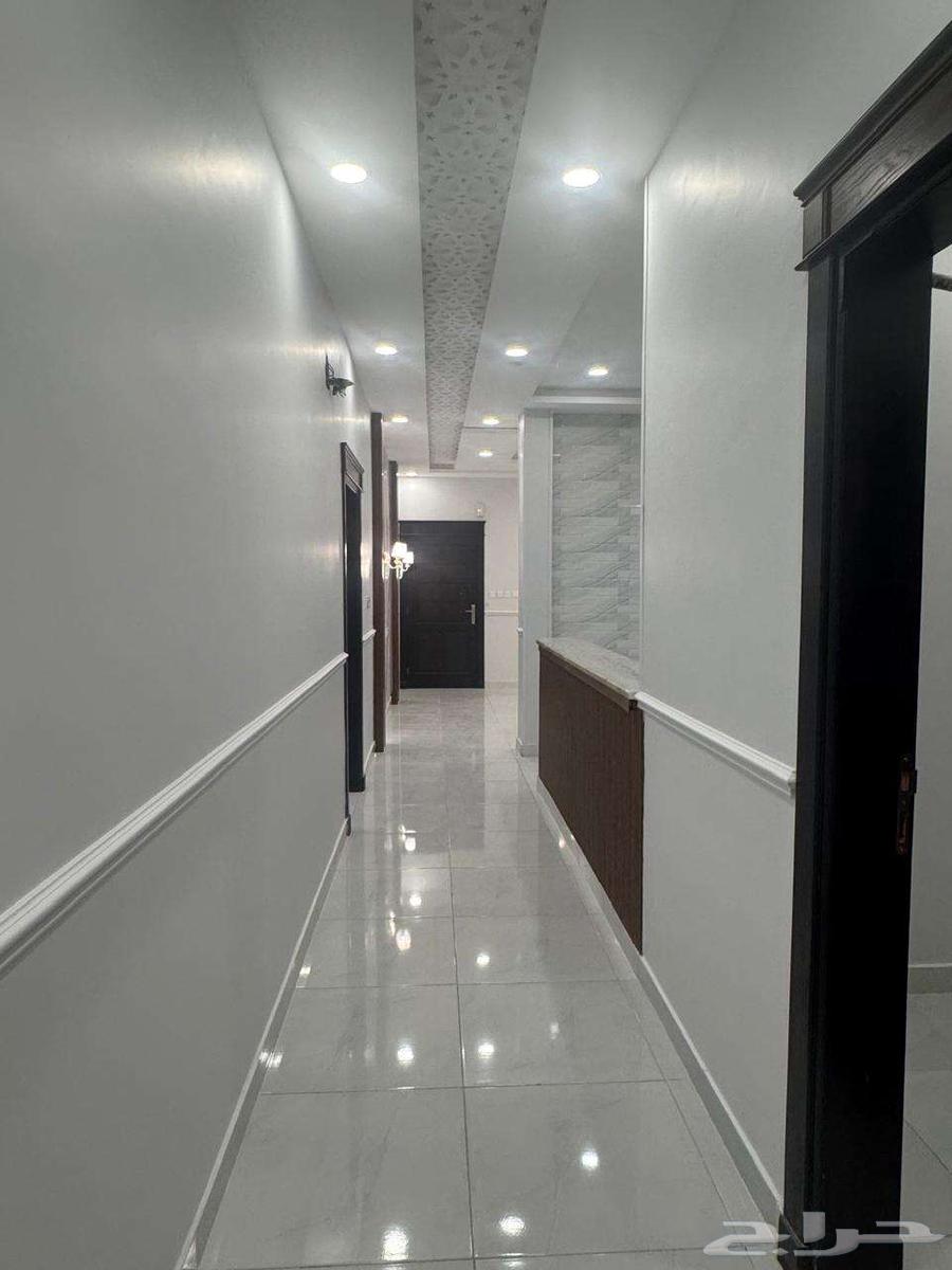 شقة 5 غرف في الصوارى 8