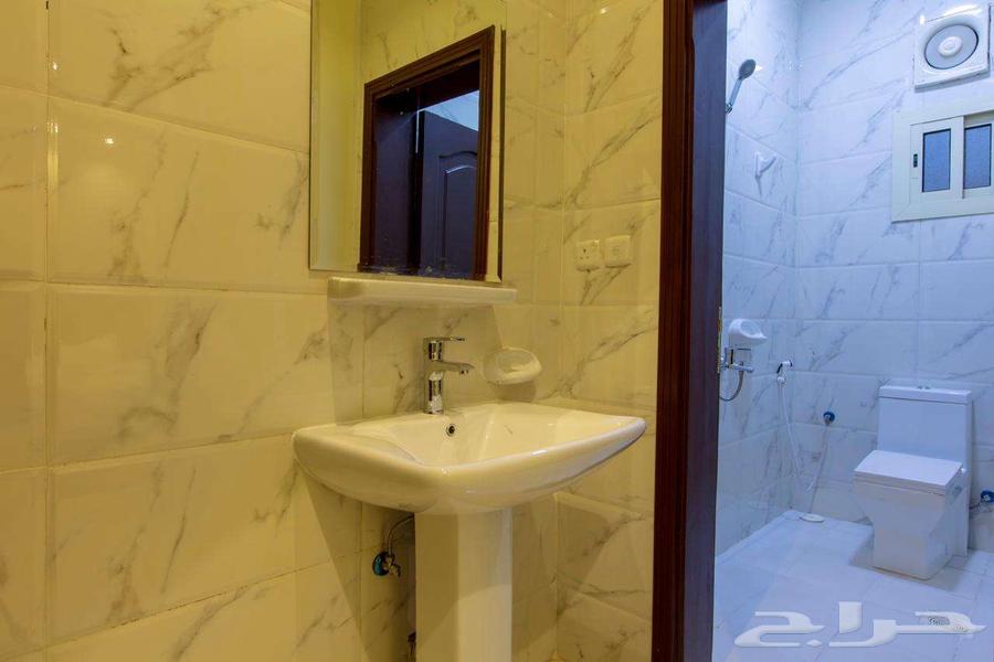 شقة 2 غرف في الروابي 8