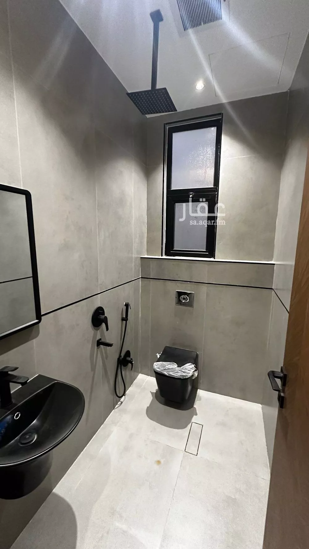 فيلا 4 غرف في ظهرة لبن 9