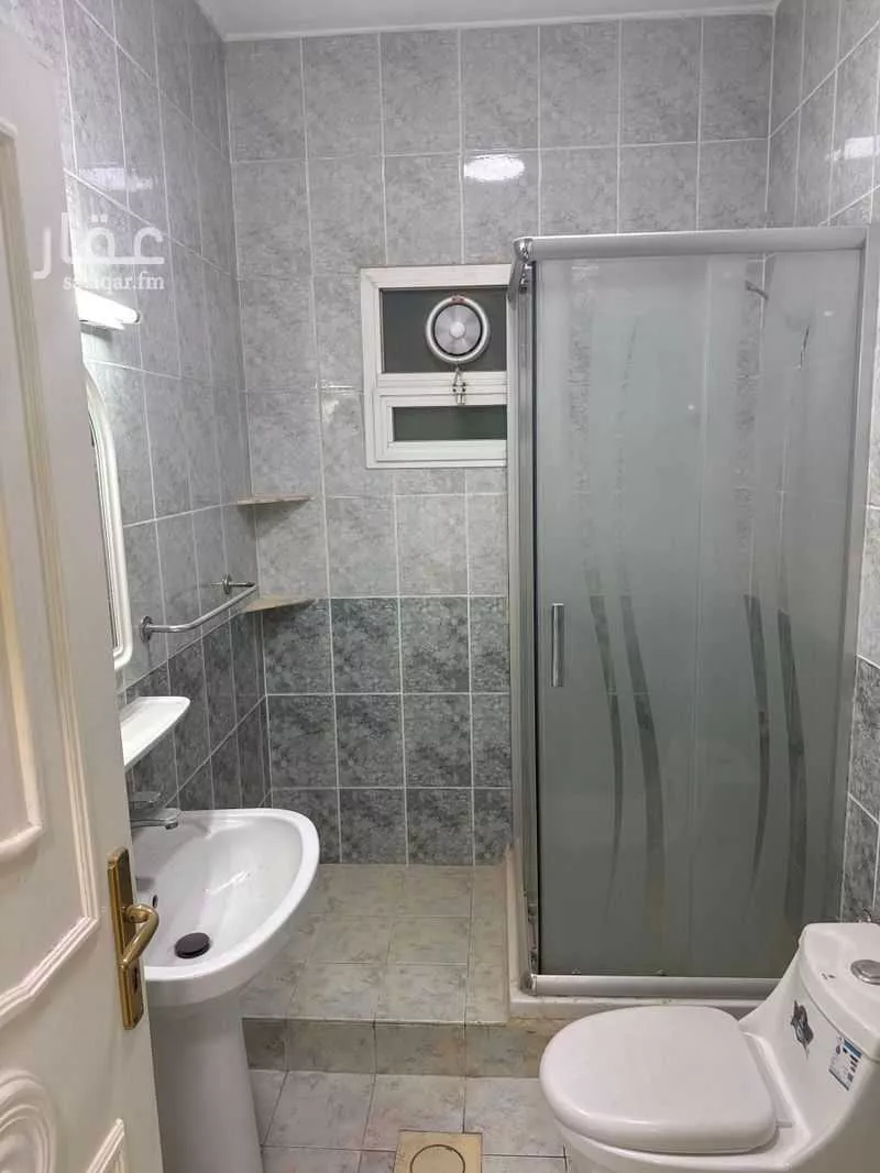 شقة 1 غرف في المغرزات 10