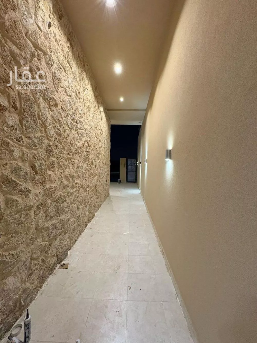 فيلا 5 غرف في الشرق 6