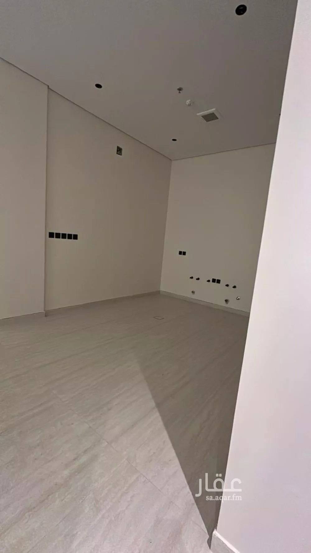 شقة 4 غرف في المهدية 12