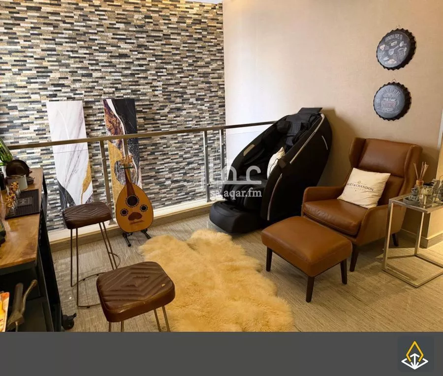 فيلا 4 غرف في عرقة 12