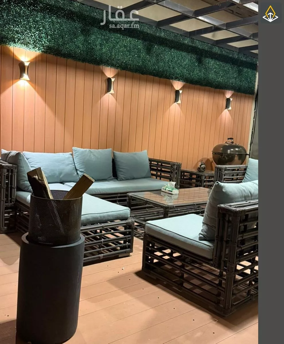 فيلا 4 غرف في عرقة 3