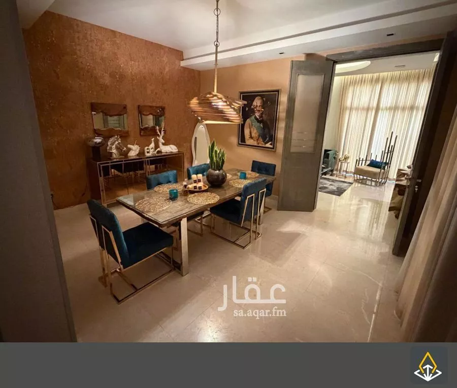 فيلا 4 غرف في عرقة 5